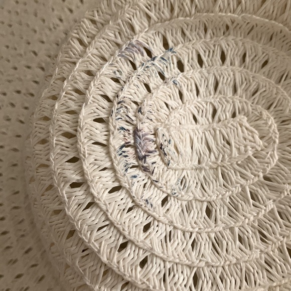 BCBG summer hat and two more - Picture 3 of 13